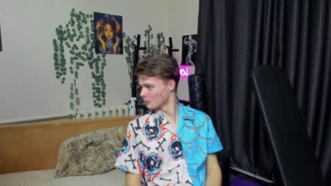 VECTORSTEVEPVT IS OPEN online show from 01-25-25, 05:51