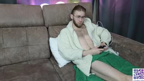 VECTORSTEVEPVT IS OPEN online show from 02-13-25, 06:09