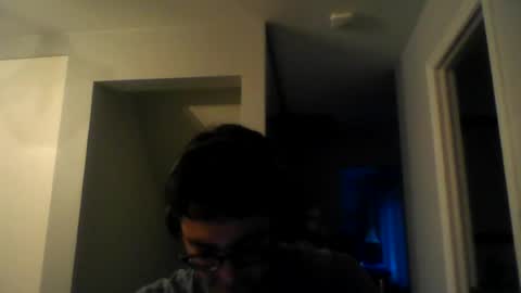 Snapshot of lpop81020 chatting on 06-18-26, 01:06 lpop81020 online show from 06-18-26, 01:06