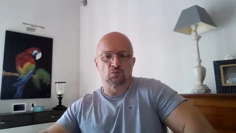 Espigle online show from 07-16-26, 07:14