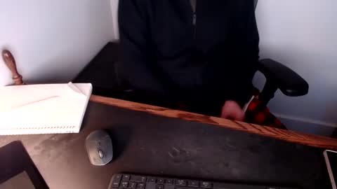 lreed090 online show from 02-11-25, 11:44