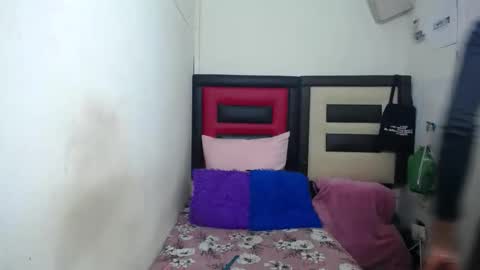 lsnnickykhanyile online show from 03-17-26, 08:56