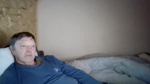 Snapshot of lu485947452685 chatting on 11-18-25, 02:21 lu485947452685 online show from 11-18-25, 02:21