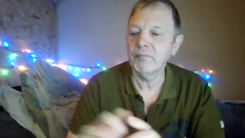 Snapshot of lu485947452685 chatting on 12-21-25, 06:59 lu485947452685 online show from 12-21-25, 06:59