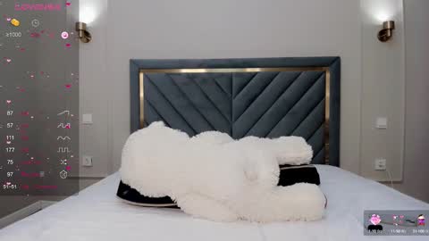 Snapshot of lu_mina chatting on 12-23-24, 03:29 lu_mina online show from 12-23-24, 03:29