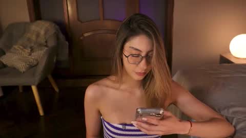  ---Goys incredible photographs online show from 11-24-25, 01:11