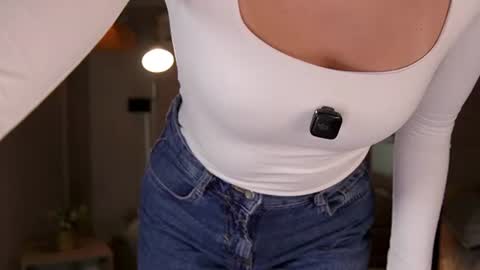 Snapshot of lua_ferch_ chatting on 06-23-26, 12:58 ---Goys incredible photographs online show from 06-23-26, 12:58