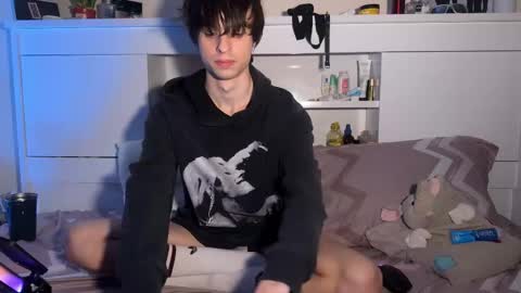 Snapshot of luan2006lovecarti chatting on 10-29-25, 02:25 luan online show from 10-29-25, 02:25