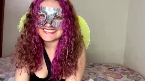 Snapshot of luana363 chatting on 12-14-24, 01:39 luana363 online show from 12-14-24, 01:39