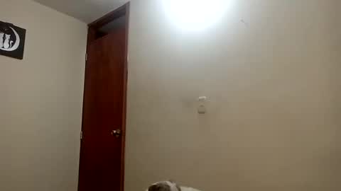 Snapshot of luana363 chatting on 01-25-25, 02:37 luana363 online show from 01-25-25, 02:37