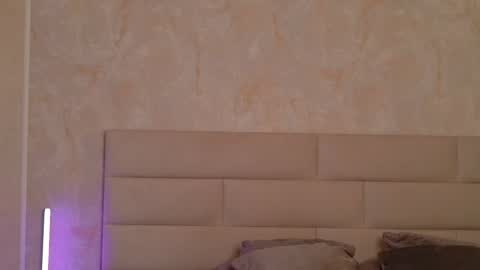 Luana Dess online show from 01-18-26, 01:59