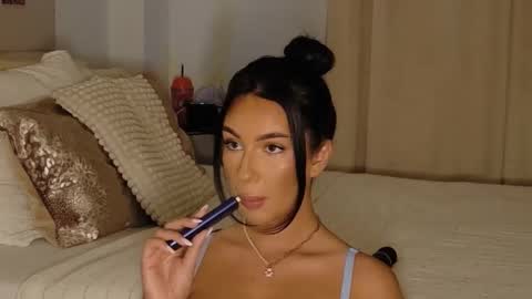 Snapshot of luanaxdess chatting on 05-14-26, 08:37 Luana Dess online show from 05-14-26, 08:37