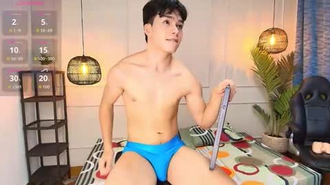 lUAN online show from 11-12-25, 08:08