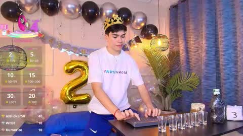 lUAN online show from 12-16-25, 09:53