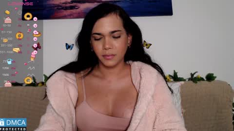 luara_ online show from 01-15-25, 05:15