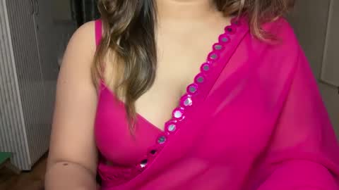 Snapshot of lubna_07 chatting on 12-23-24, 05:22 slow poison online show from 12-23-24, 05:22