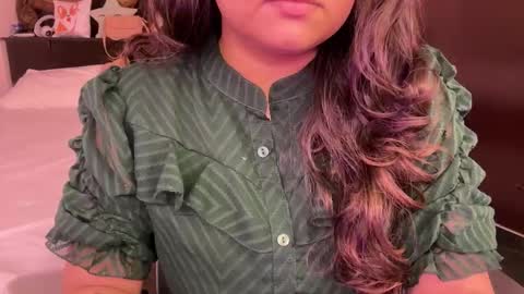 Snapshot of lubna_07 chatting on 10-18-25, 11:05 slow poison online show from 10-18-25, 11:05