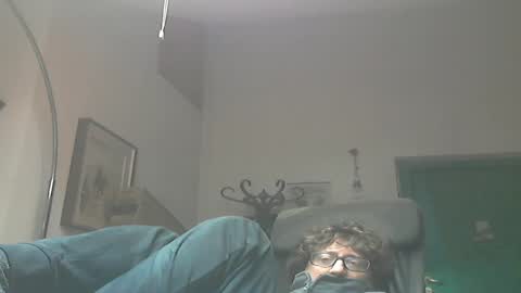 Snapshot of luca78_78 chatting on 04-06-26, 06:47 luca78 online show from 04-06-26, 06:47
