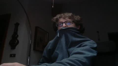 Snapshot of luca78_78 chatting on 04-12-26, 07:13 luca78 online show from 04-12-26, 07:13