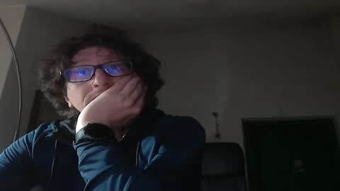 Snapshot of luca78_78 chatting on 04-26-26, 09:23 luca78 online show from 04-26-26, 09:23