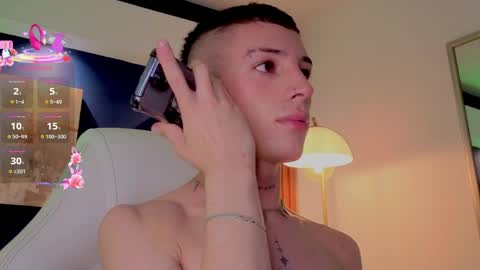 Luca  online show from 04-10-26, 04:17