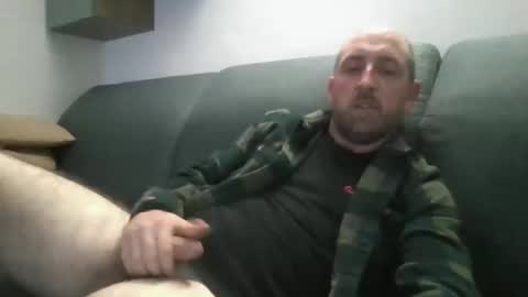 Luca online show from 10-26-25, 06:25