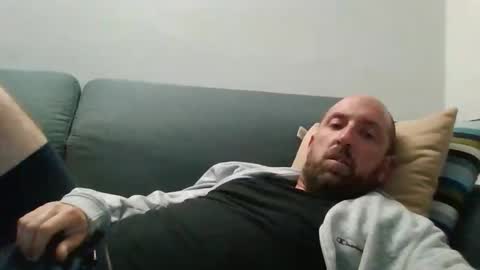 Snapshot of lucabeech88 chatting on 05-12-26, 06:05 Luca online show from 05-12-26, 06:05