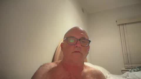 Snapshot of lucas10004 chatting on 01-05-25, 10:43 lucas10004 online show from 01-05-25, 10:43