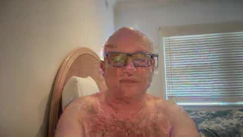 Snapshot of lucas10004 chatting on 01-11-25, 03:02 lucas10004 online show from 01-11-25, 03:02