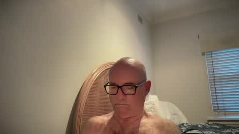 Snapshot of lucas10004 chatting on 02-21-25, 08:07 lucas10004 online show from 02-21-25, 08:07