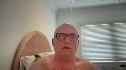 Snapshot of lucas10004 chatting on 09-10-25, 11:16 lucas10004 online show from 09-10-25, 11:16