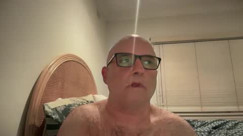 Snapshot of lucas10004 chatting on 09-13-25, 01:55 lucas10004 online show from 09-13-25, 01:55