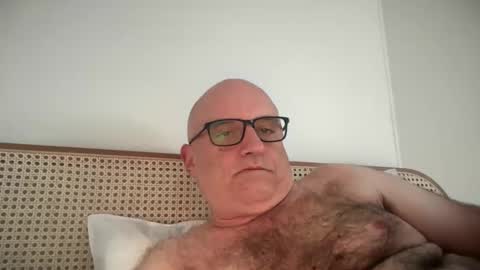 Snapshot of lucas10004 chatting on 10-06-25, 05:38 lucas10004 online show from 10-06-25, 05:38