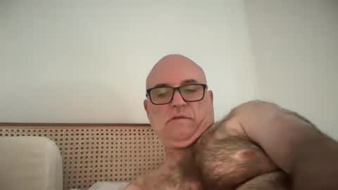 Snapshot of lucas10004 chatting on 11-25-25, 02:00 lucas10004 online show from 11-25-25, 02:00