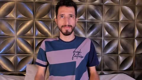 Lucas online show from 04-08-26, 03:28