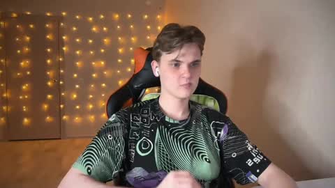 Lucas Gill online show from 01-14-25, 08:48