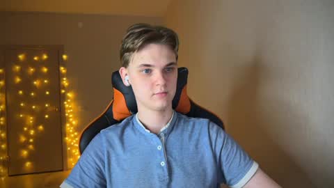 Lucas Gill online show from 01-29-25, 12:12