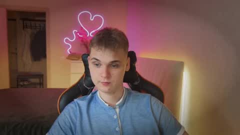 Lucas Gill online show from 09-09-25, 06:46