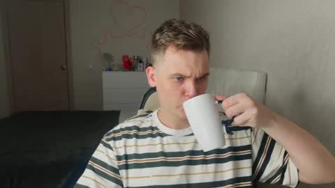 Lucas Gill online show from 11-18-25, 06:51