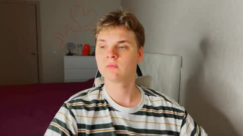 Lucas Gill online show from 03-30-26, 01:06