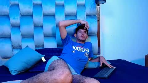 Snapshot of lucas_dream chatting on 05-17-26, 01:40 lucas_dream online show from 05-17-26, 01:40