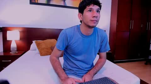 Snapshot of lucas_dream chatting on 05-26-26, 12:01 lucas_dream online show from 05-26-26, 12:01