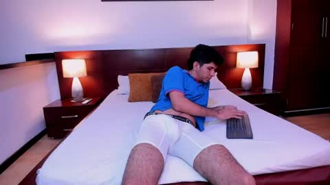 Snapshot of lucas_dream chatting on 06-25-26, 11:59 lucas_dream online show from 06-25-26, 11:59