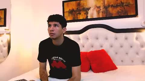 Snapshot of lucas_dream chatting on 07-17-26, 11:39 lucas_dream online show from 07-17-26, 11:39