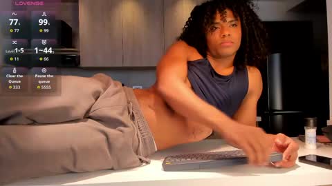   online show from 06-01-26, 05:25