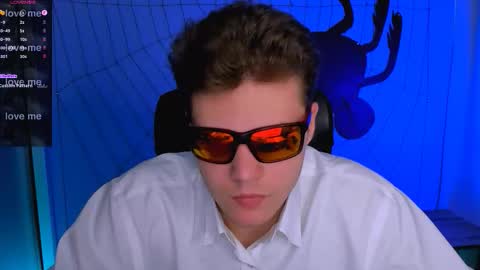 lucas_long_ online show from 10-28-25, 09:46