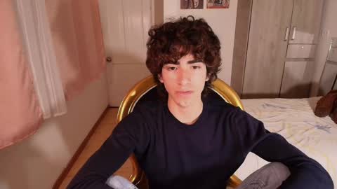 lucas_xo online show from 11-06-25, 07:20