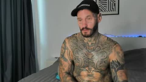 Snapshot of lucasexclusive chatting on 04-24-26, 06:38 lucasexclusive online show from 04-24-26, 06:38