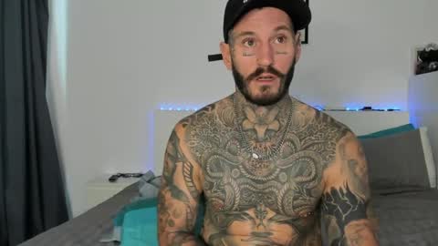 Snapshot of lucasexclusive chatting on 04-26-26, 04:21 lucasexclusive online show from 04-26-26, 04:21