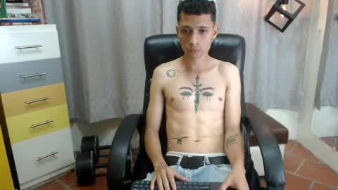 LucassSmith11 online show from 05-17-26, 01:03